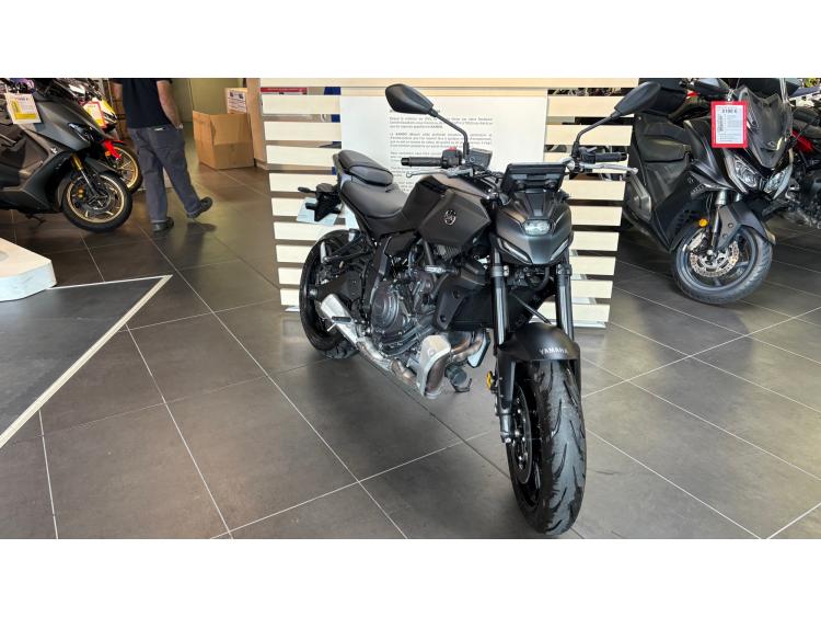 YAMAHA MT-07 (47.5CV) - Garantie 05/2030