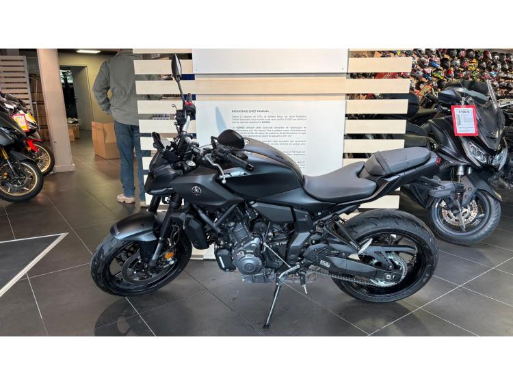 YAMAHA MT-07 (47.5CV) - Garantie 05/2030