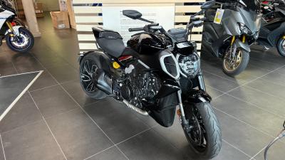 DUCATI DIAVEL V4