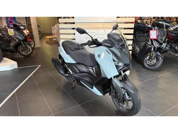 YAMAHA XMAX 125 TECH MAX - Garantie 06/2030