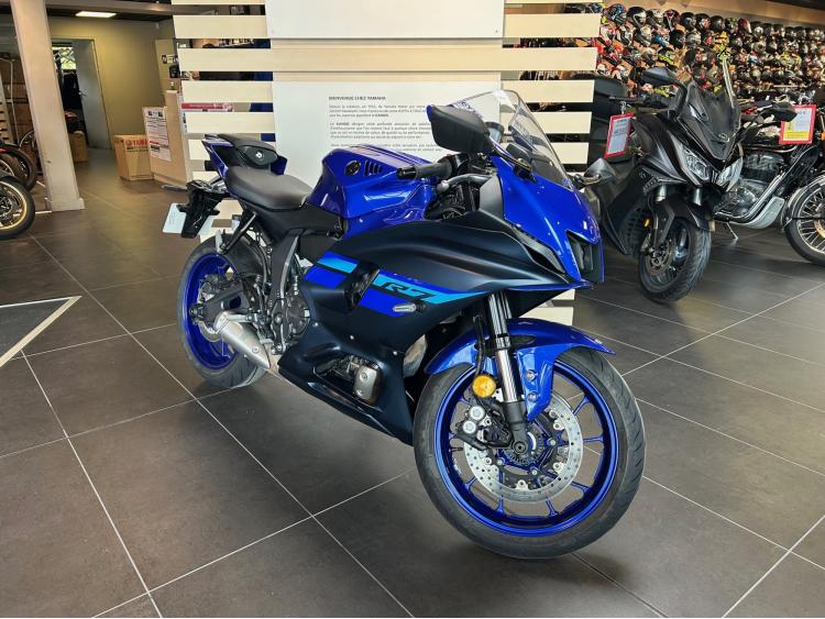 YAMAHA YZF-R7