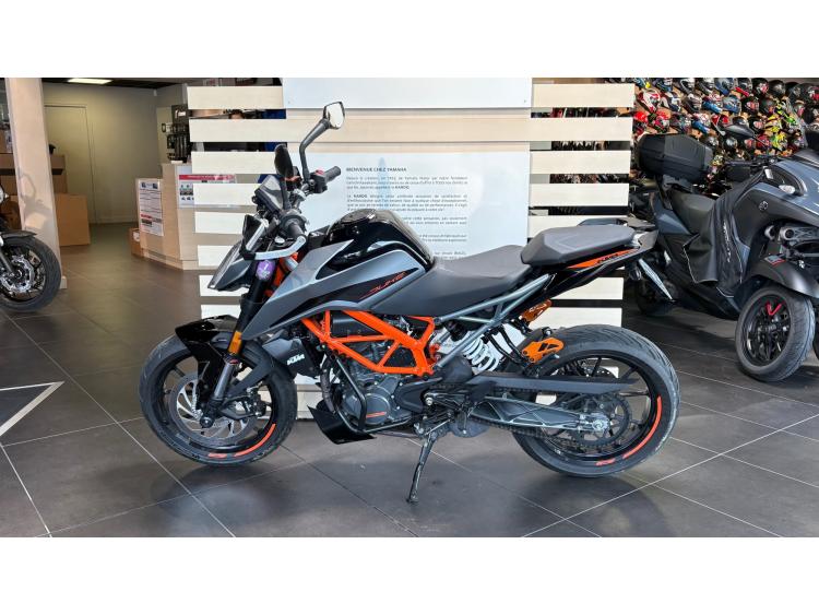 KTM DUKE 125 - Garantie 04/2026