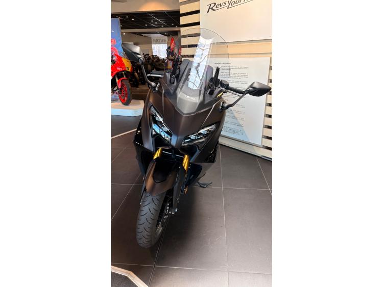 YAMAHA XP T-MAX 560 TECH MAX - Garantie 04/2030