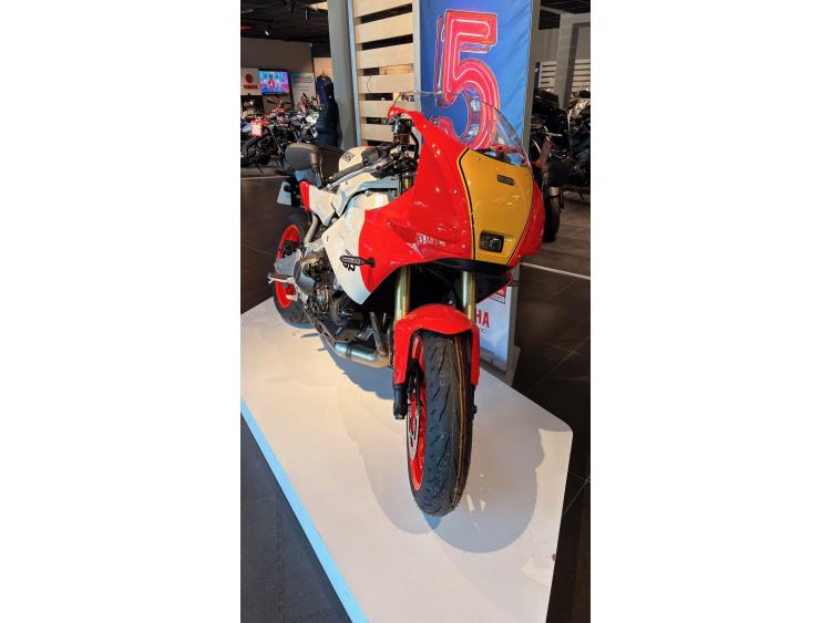YAMAHA XSR 900 GP 35KW - Garantie 06/2030