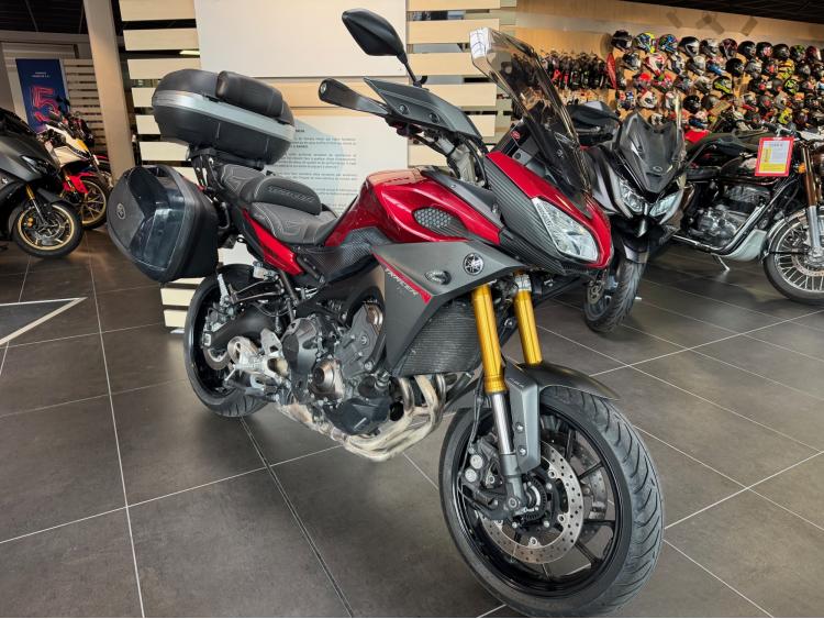 YAMAHA TRACER 900