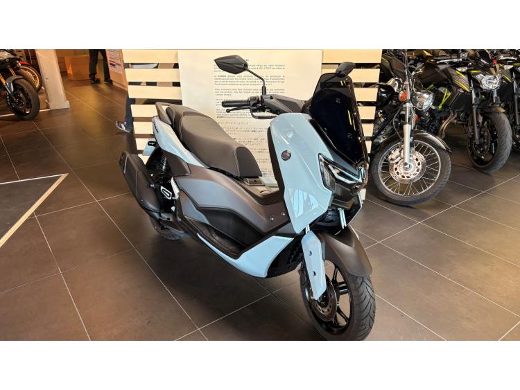 YAMAHA NMAX 125 TECH MAX - Garantie 06/2030